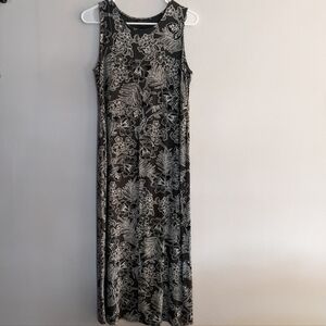 𝅺j. Jill Wearever Gray and Cream Floral Print Maxi Dress Small